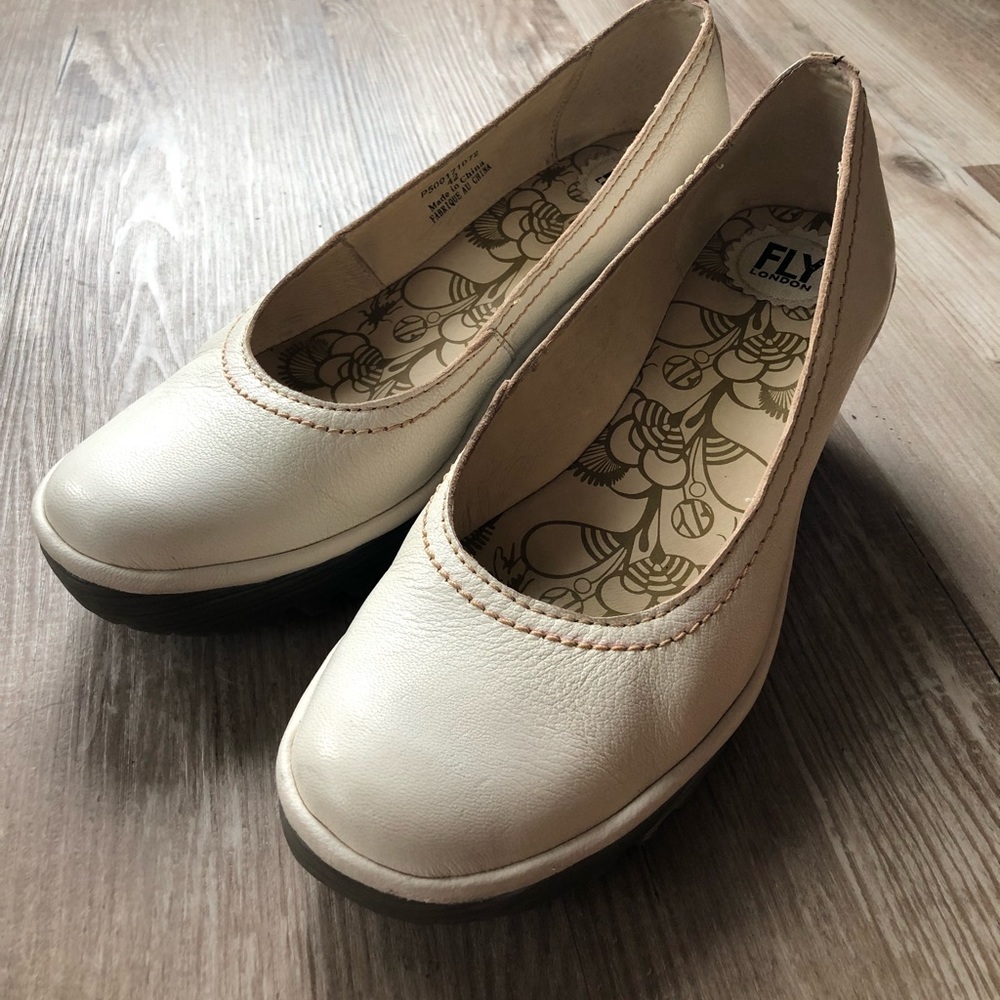 FLY London Wedge